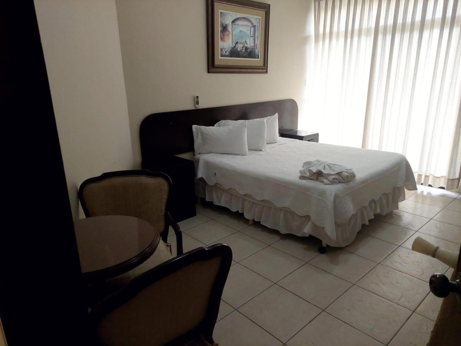 La Casona Hotel Boutique Camiri Ngoại thất bức ảnh
